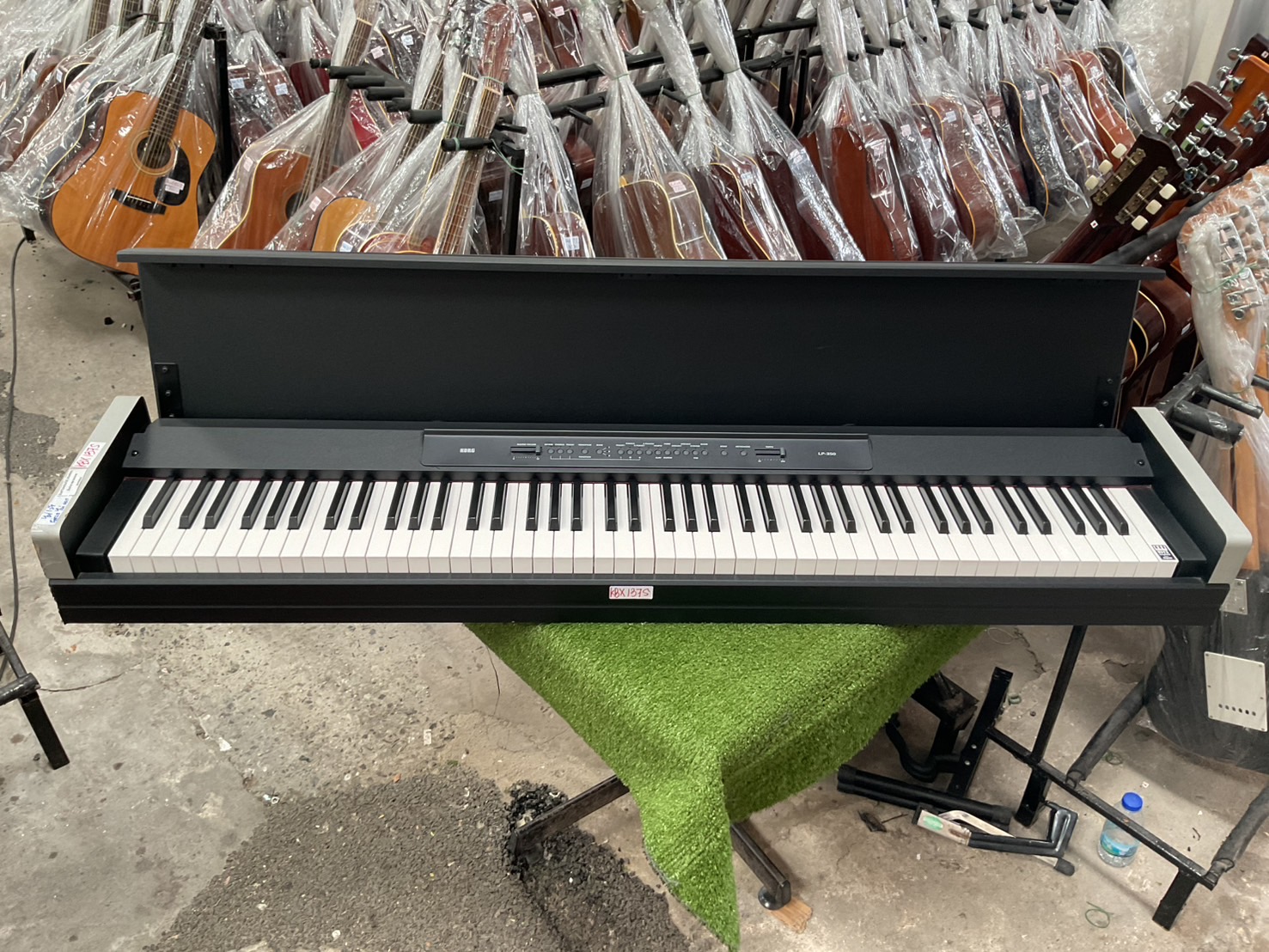 เปียโน KORG : LP-350 สินค้าไม่พร้อมใช้งาน (ต้องซ่อม)