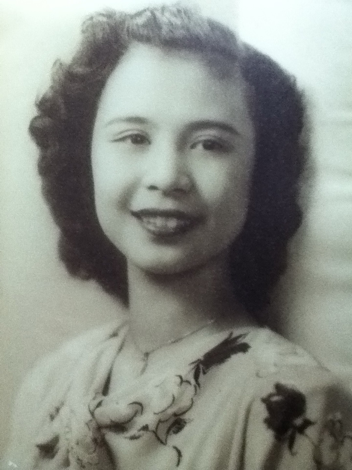 อนุสรณ์งานฌาปนกิจศพ นางอินทิรา ชาลีจันทร์ และหนังสือแจกในงาน "การดูแลผู้ป่วยระยะสุดท้าย"