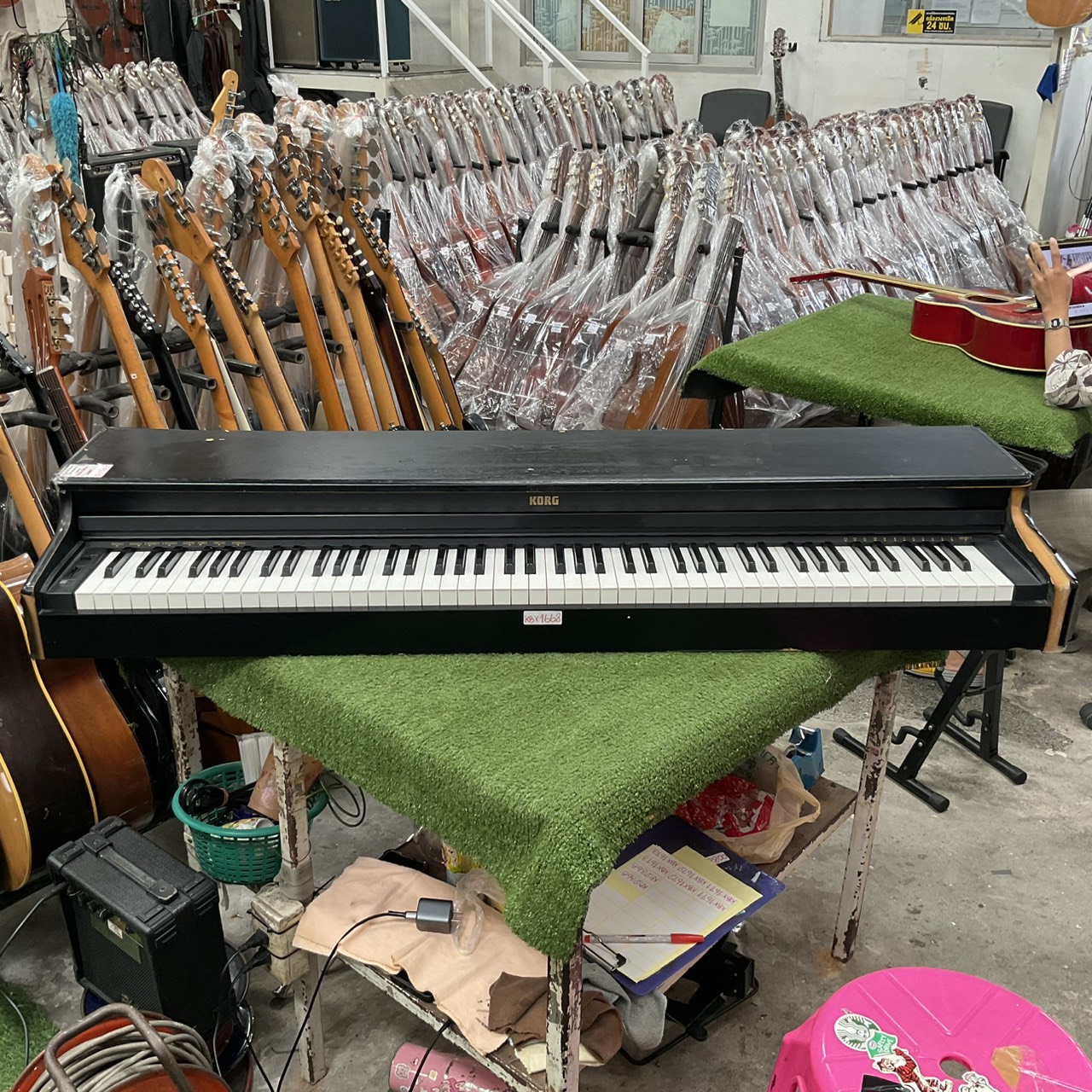 เปียโน KORG : C-2000 สินค้าไม่พร้อมใช้งาน (ต้องซ่อม)