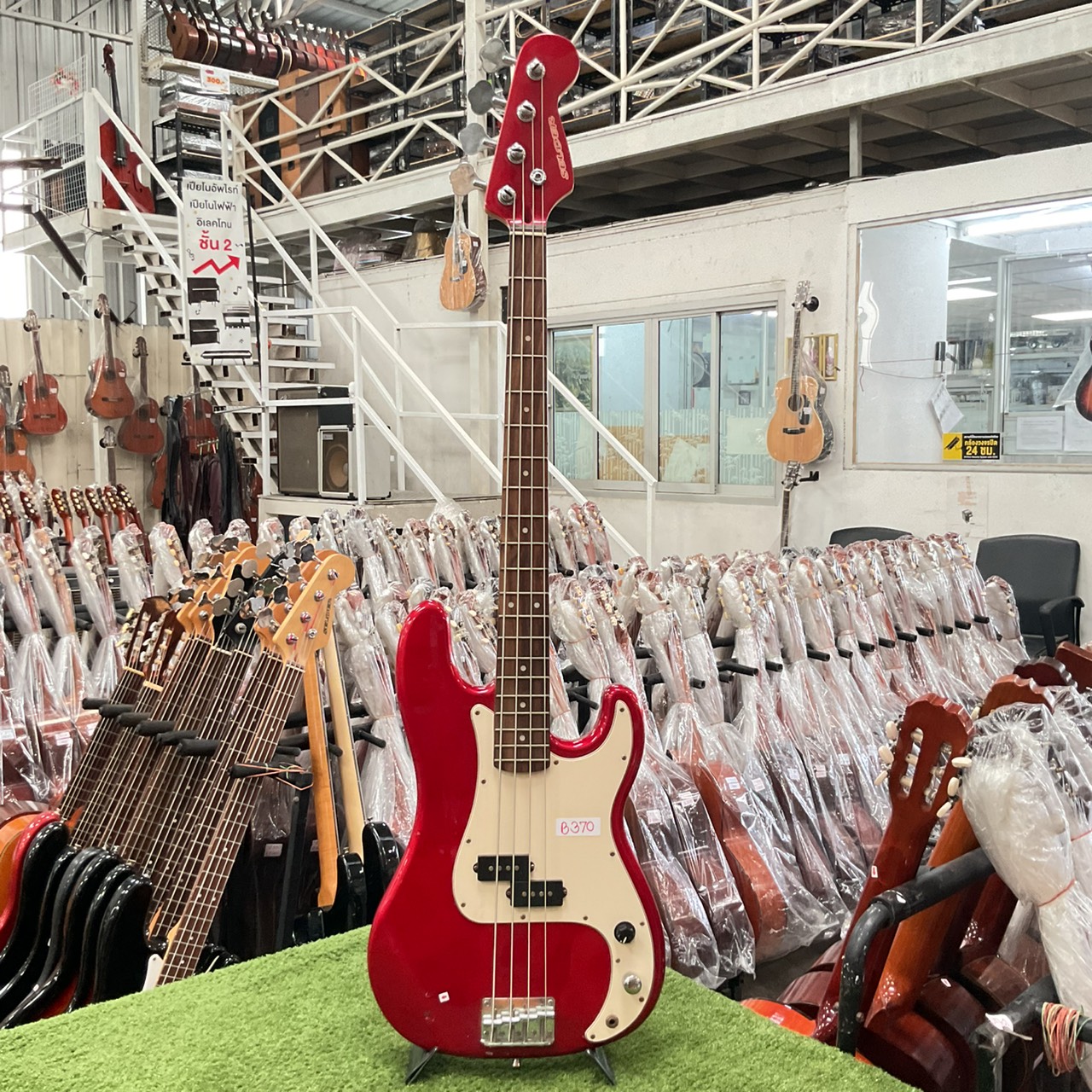 กีต้าร์เบส SELDER