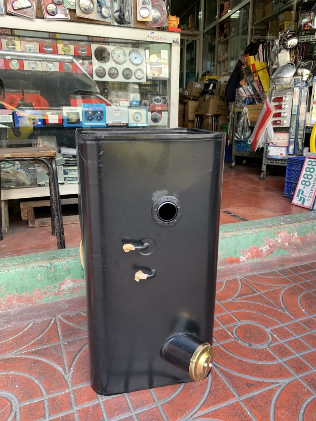 ถังน้ำมันรถบรรทุก 60 80 100 150 200 ลิตร