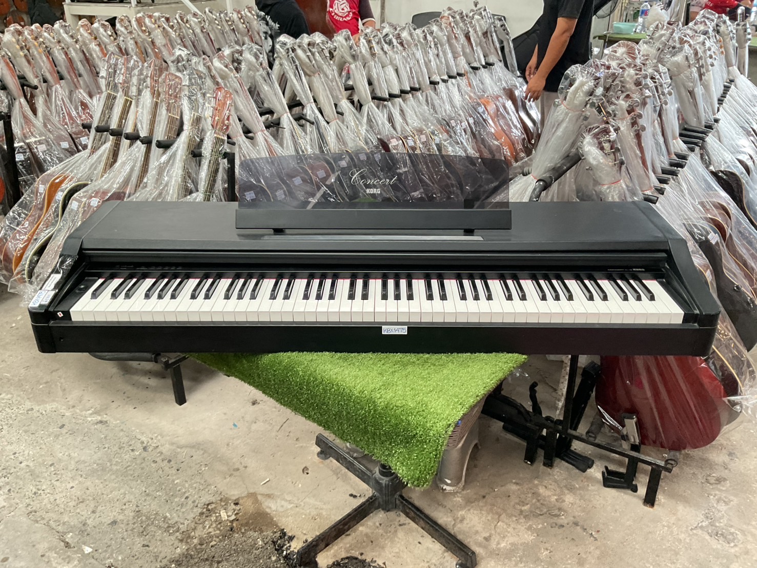 เปียโน KORG : C-16 สินค้าไม่พร้อมใช้งาน (ต้องซ่อม)