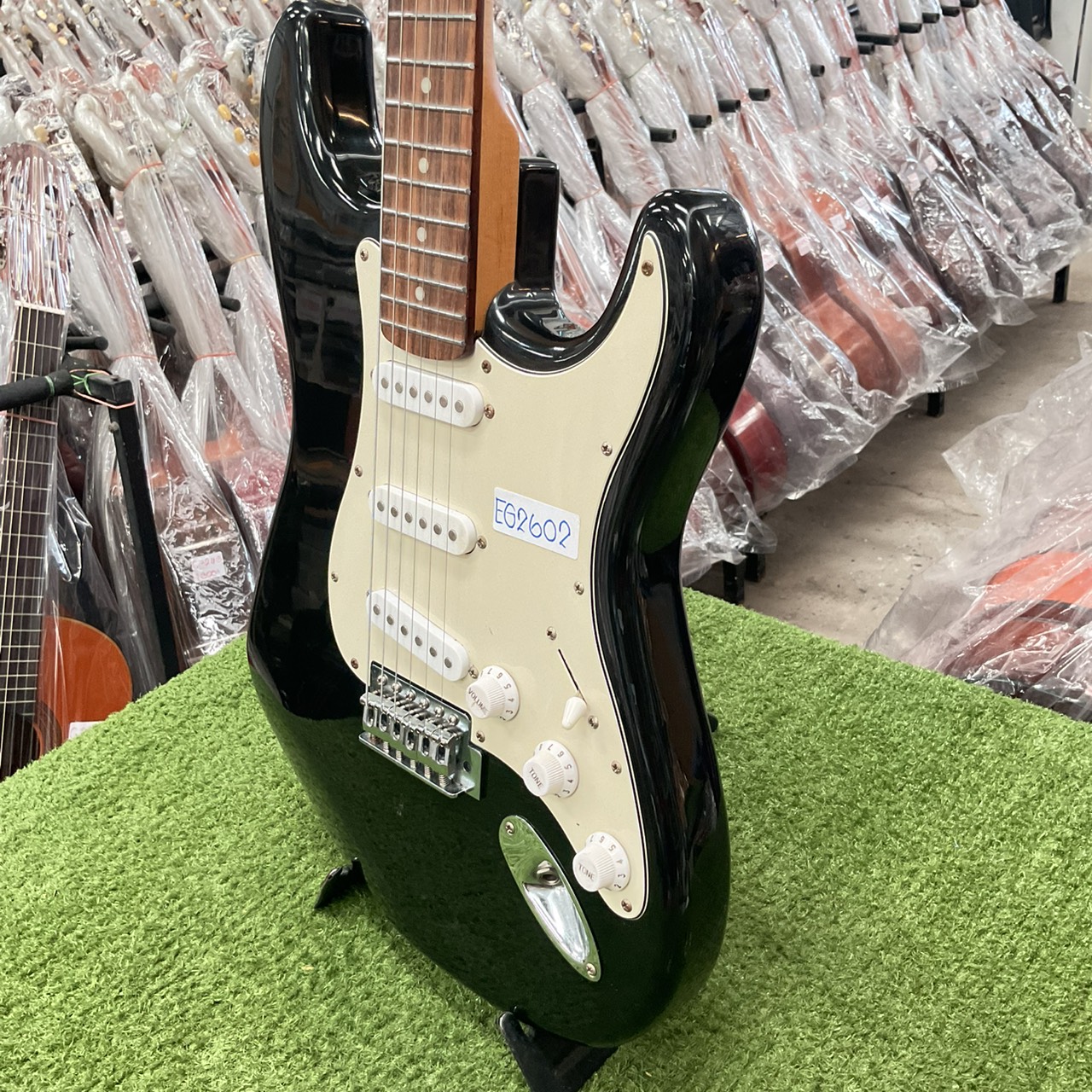 กีต้าร์ไฟฟ้า BUSKER'S