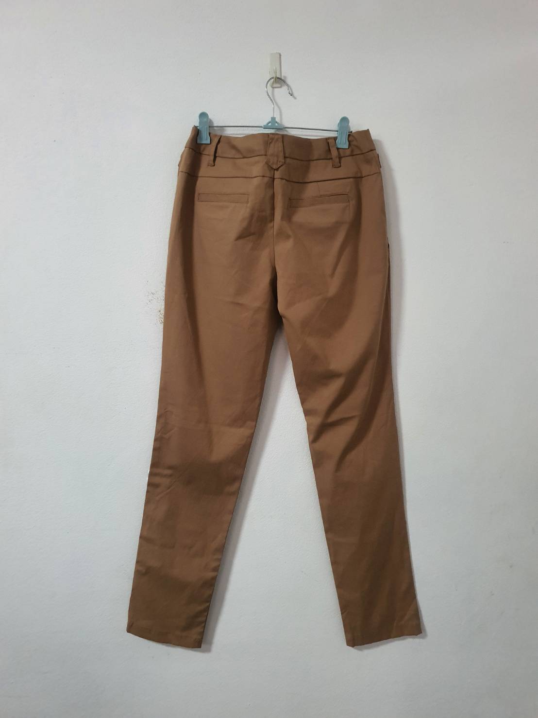 FF06332 กางเกงผ้ามือสอง สีน้ำตาล เอว 27 นิ้ว