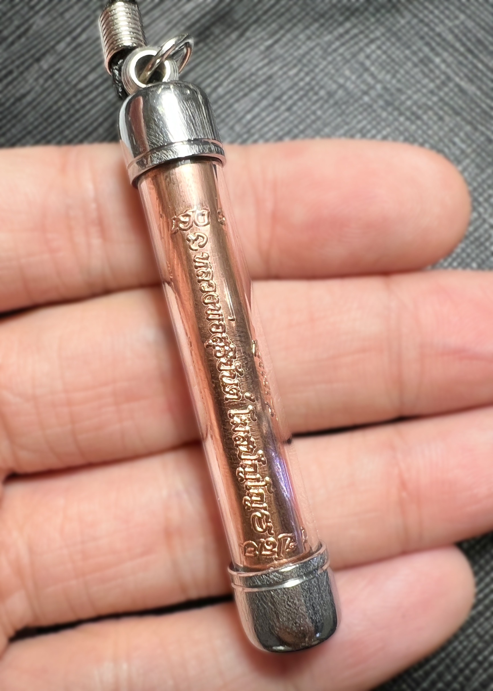 ตะกรุดโคตรเศรษฐี (เนื้อทองแดง) Wealth Of Billionaire Takrud (copper material). SKU-03572