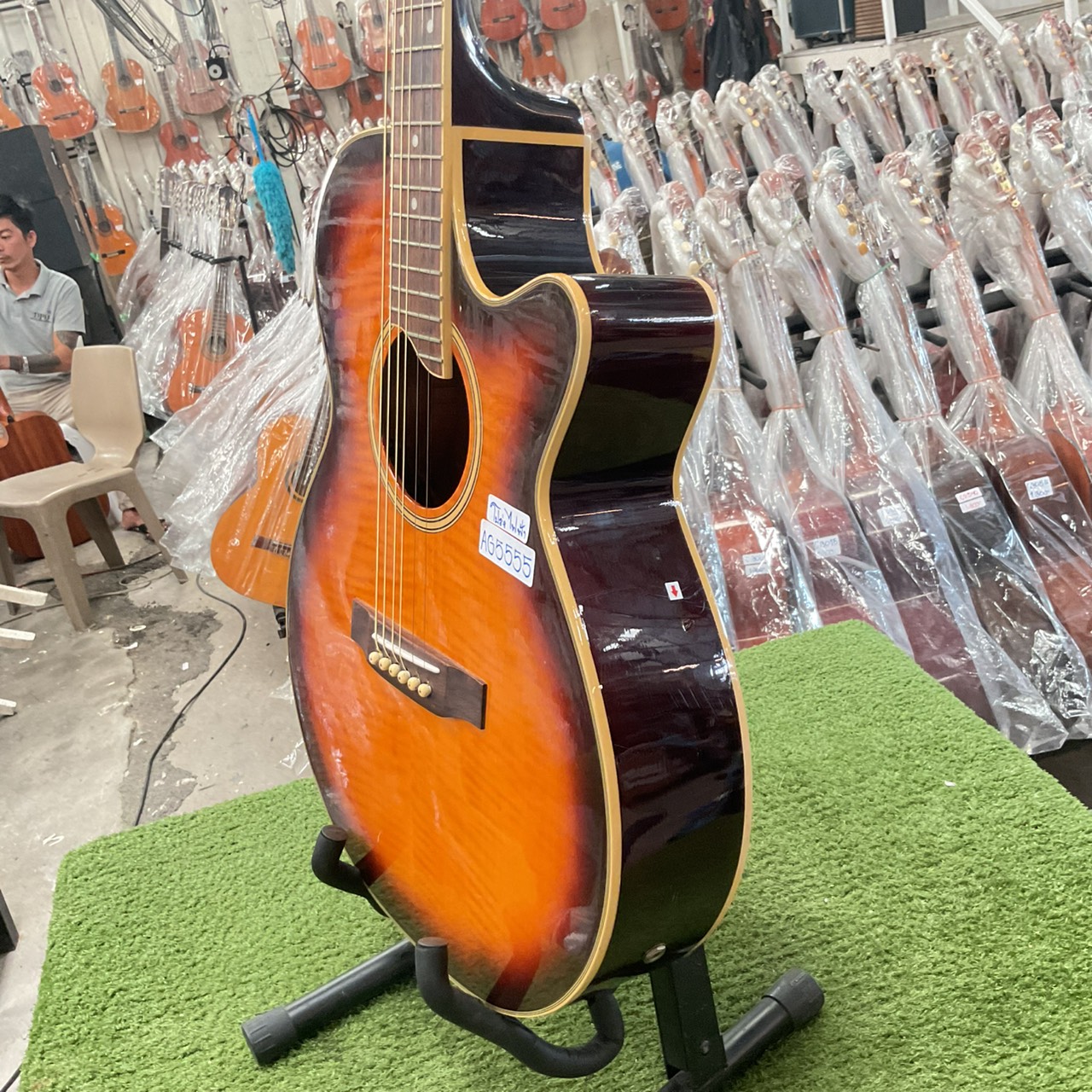 กีต้าร์โปร่งไฟฟ้า K-Garage : EA-500BRB