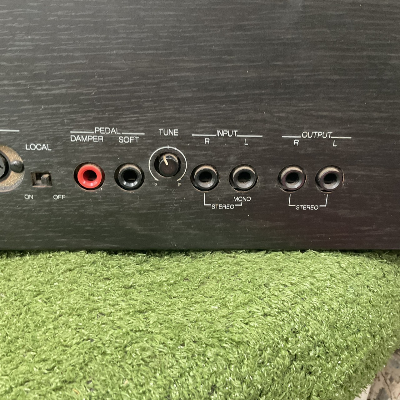 เปียโน Roland : HP-1700L