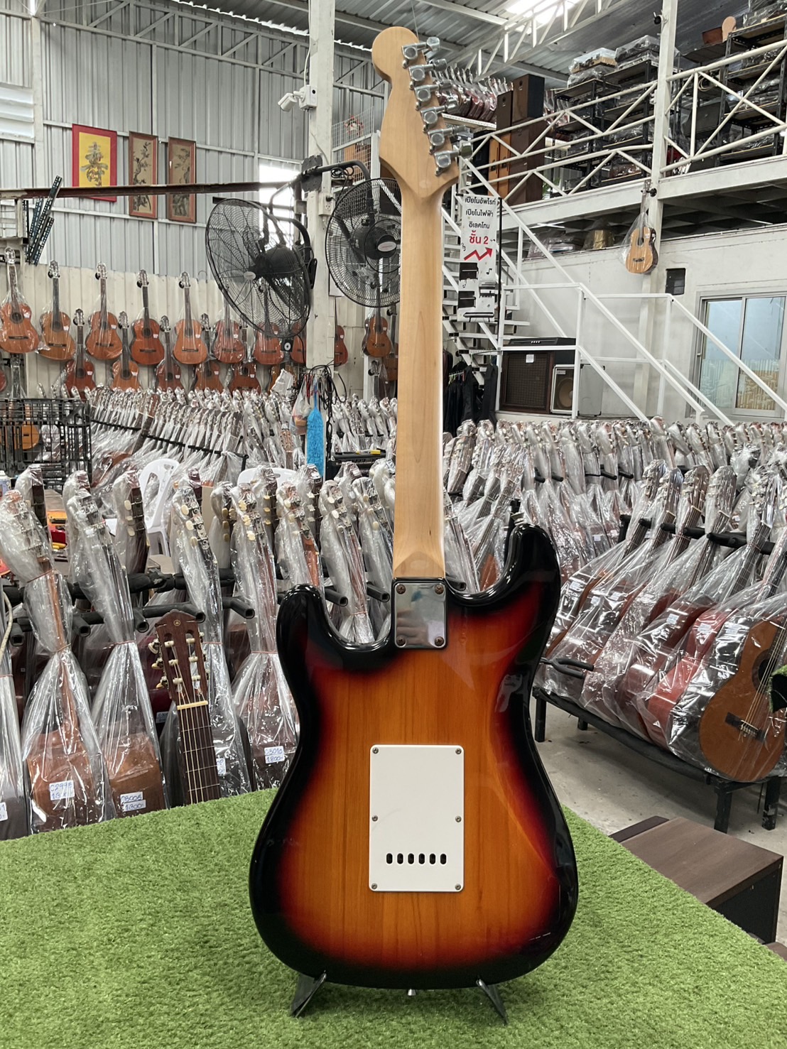 กีต้าร์ไฟฟ้า SELDER