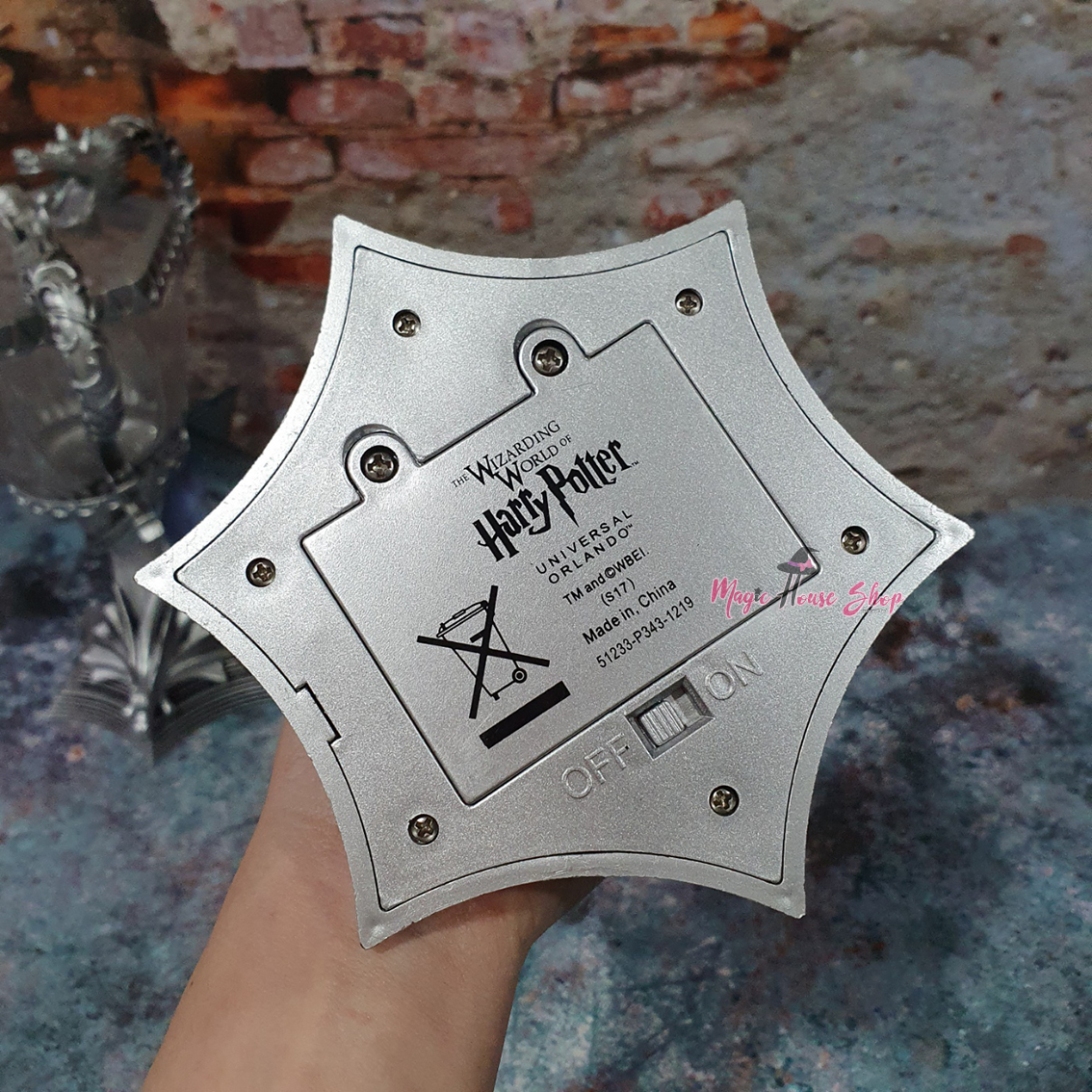 Triwizard Light Up Cup ถ้วยประลองเวทไตรภาคี มีไฟ