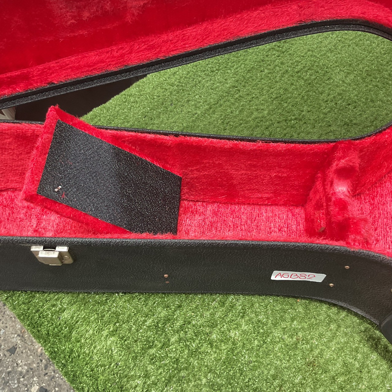 กล่องเคสกีต้าร์โปร่ง