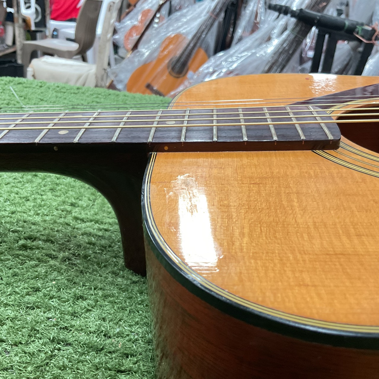 กีต้าร์โปร่ง YAMAHA : FG-170