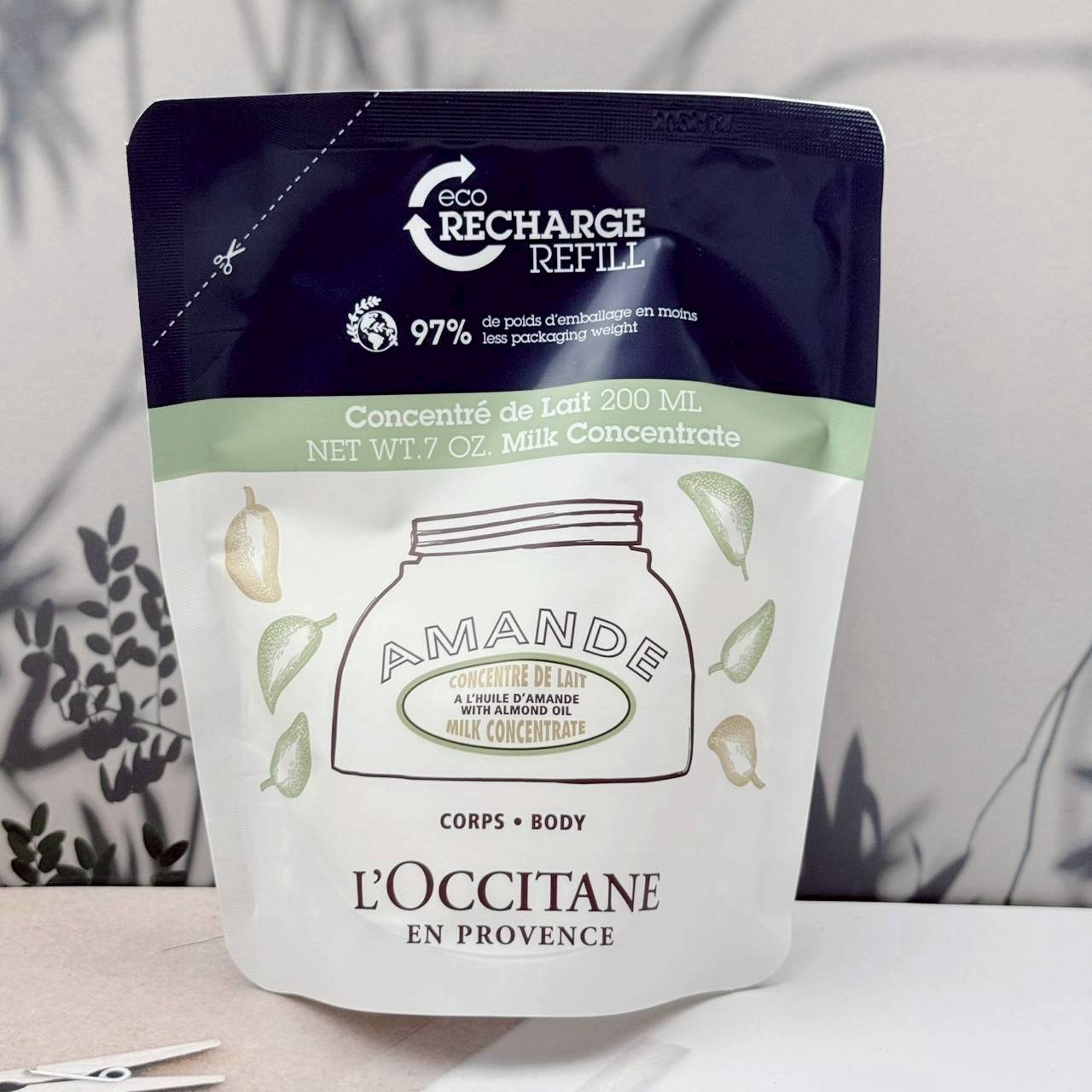 Loccitane Almond Milk Concentrate Refill 200 ml