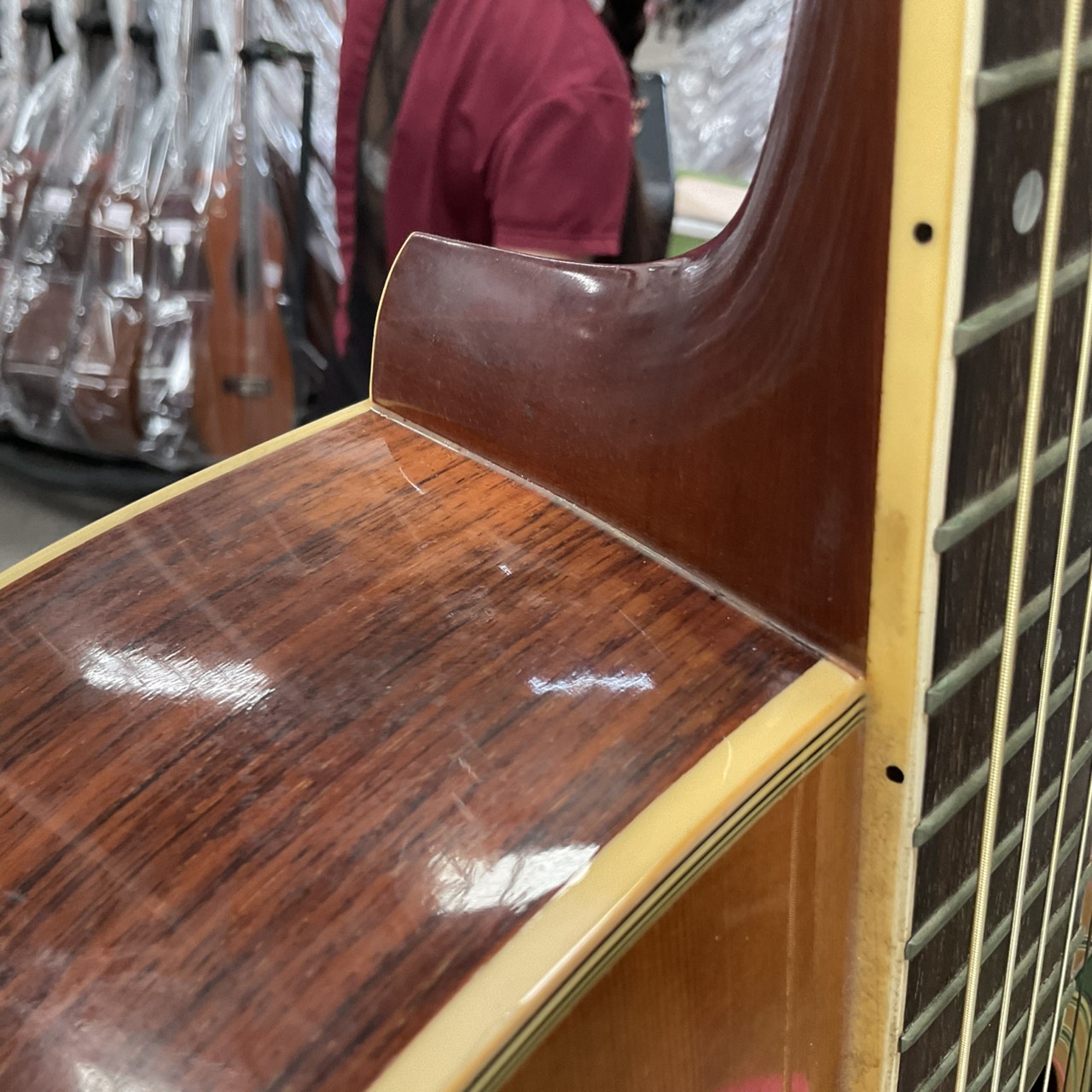 กีต้าร์โปร่ง Yamaki