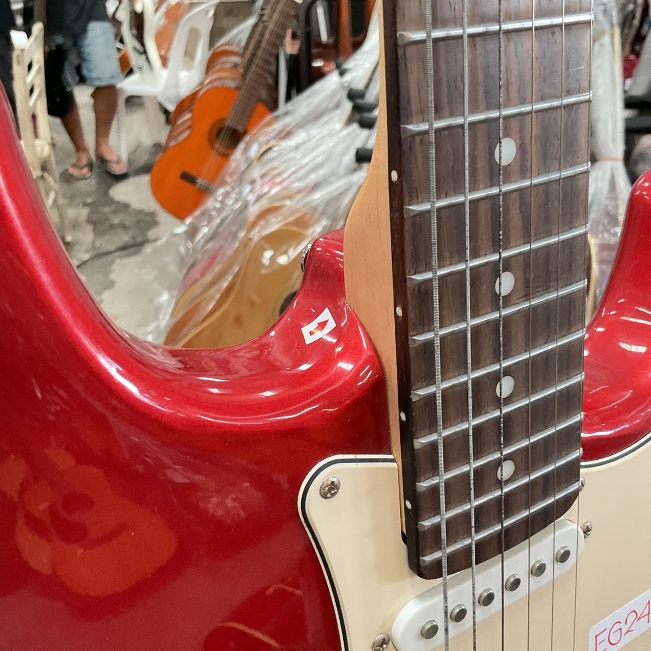 กีต้าร์ไฟฟ้า BUSKER'S