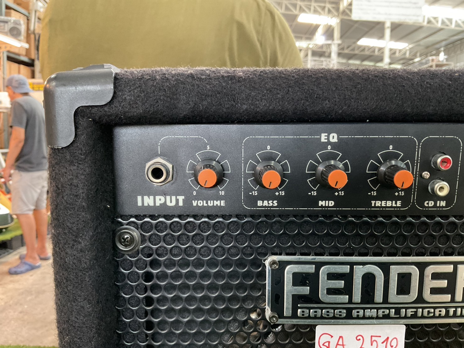 แอมป์เบส FENDER : RUMBLE 15