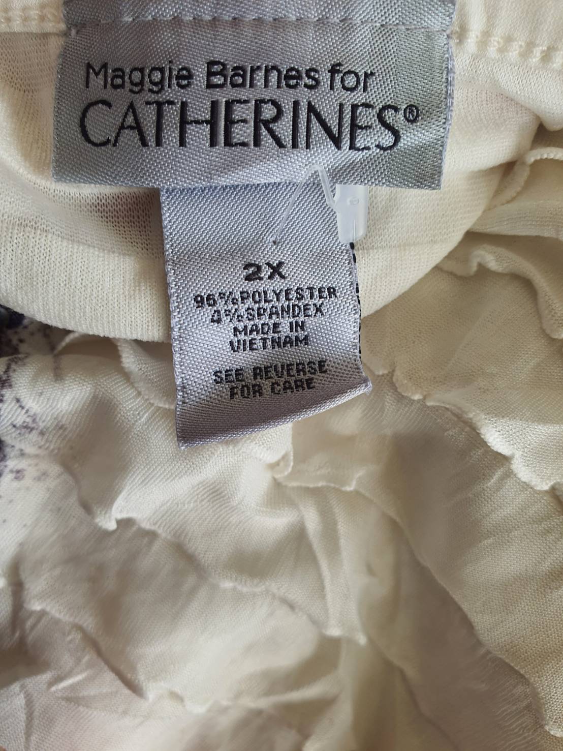FF04981 เสื้อผ้ามือสอง สาวอวบ สีขาว แบรนด์ CATHERINES อก 52-60 นิ้ว