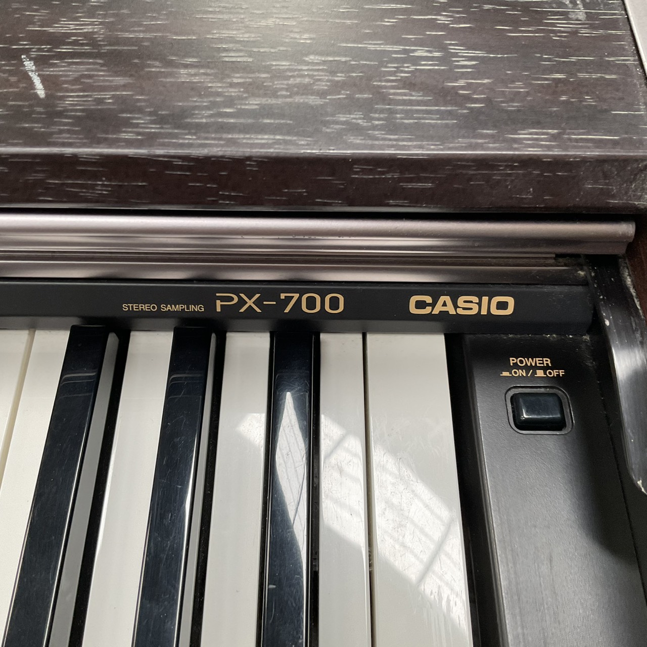 เปียโน CASIO : PX-700 สินค้าไม่พร้อมใช้งาน (ต้องซ่อม)