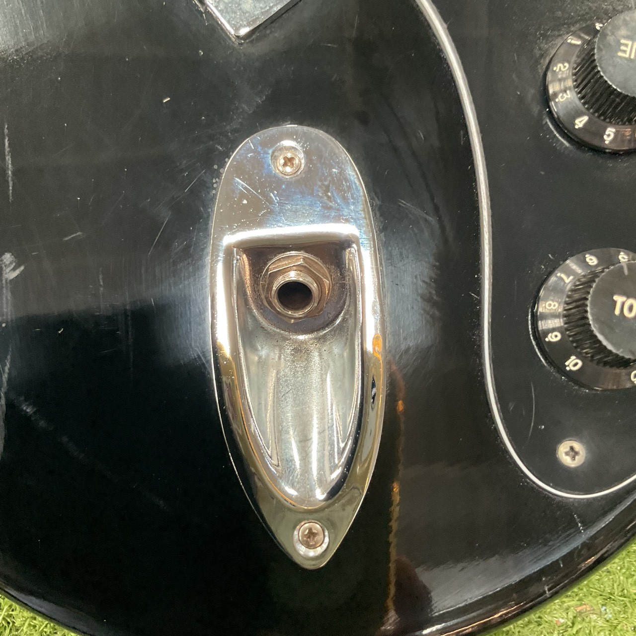 กีต้าร์ไฟฟ้า Tomson