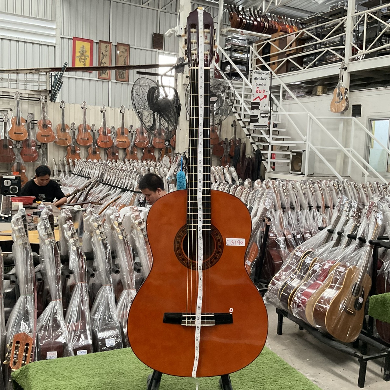 กีต้าร์คลาสสิค Valencia : CG-160