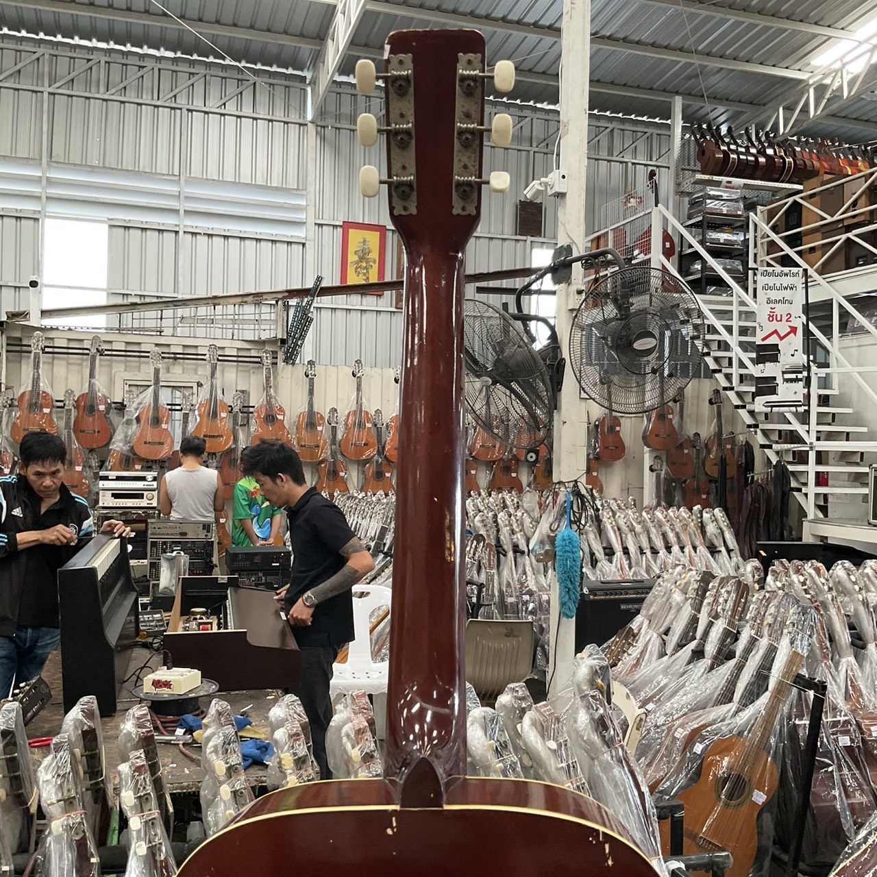 กีต้าร์โปร่ง Flamenco