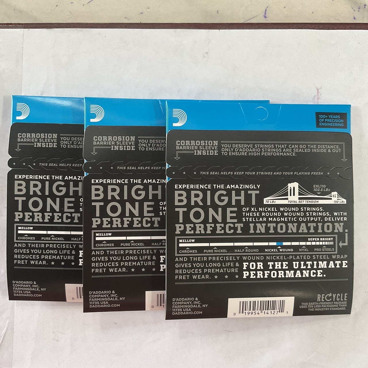 สายกีต้าร์ไฟฟ้า (จำนวน 3 ชุด)