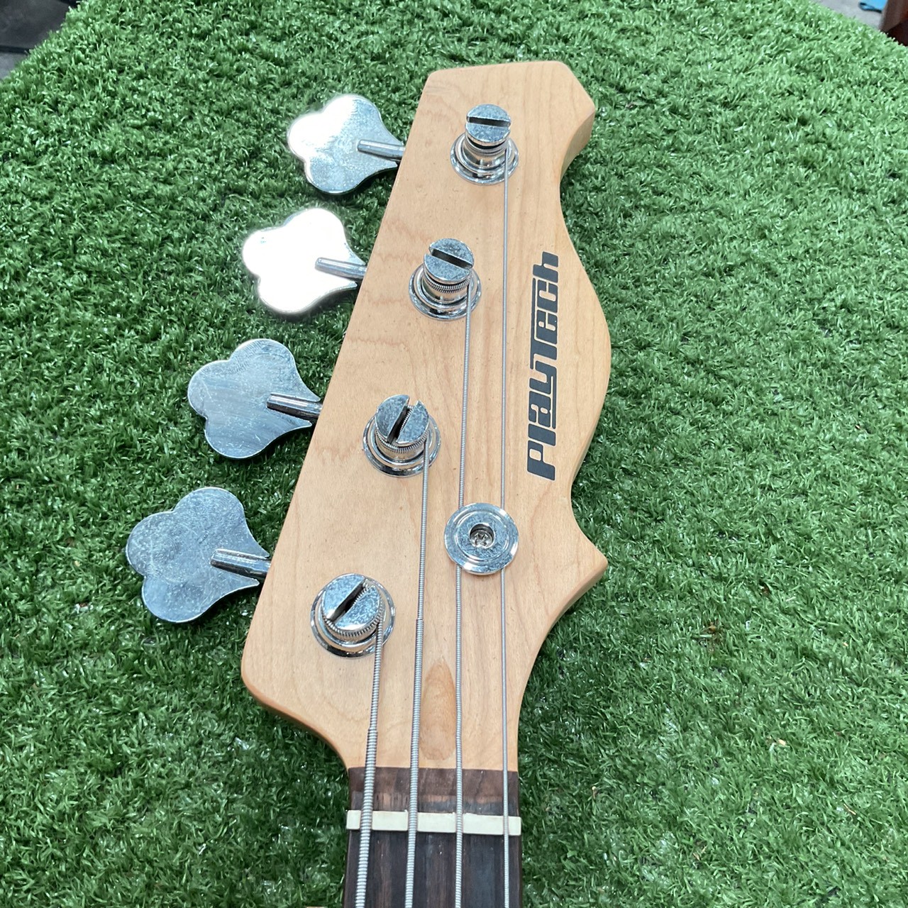 กีต้าร์เบส PlayTech