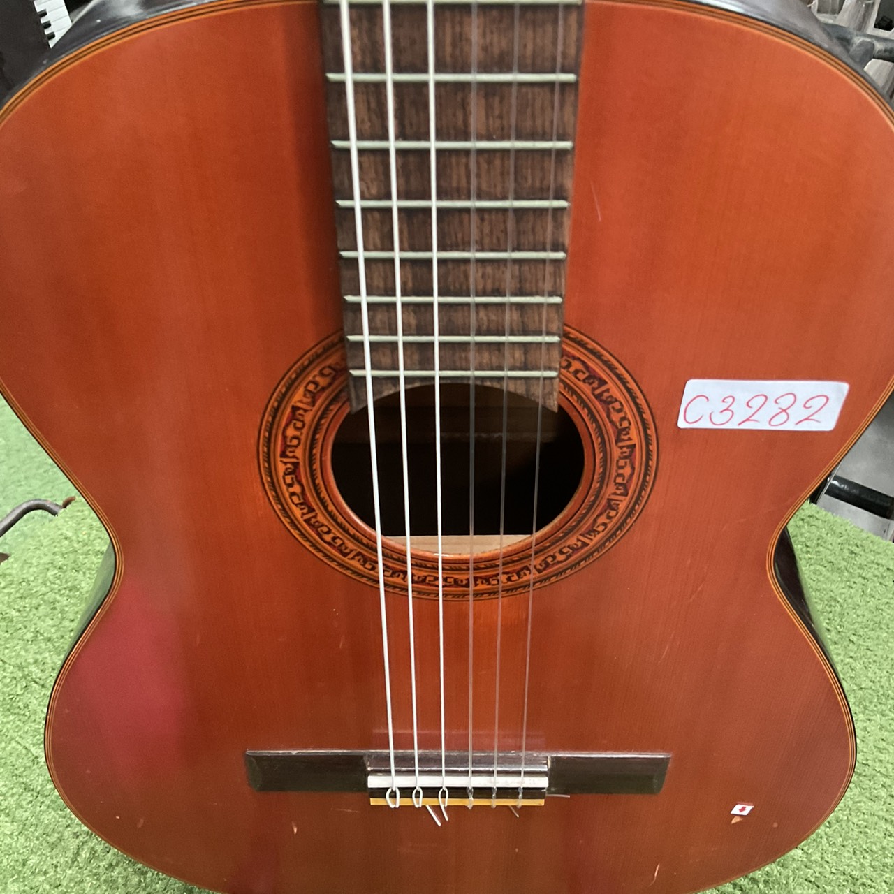 กีต้าร์คลาสสิค ZEN-ON GUT : ZG-60