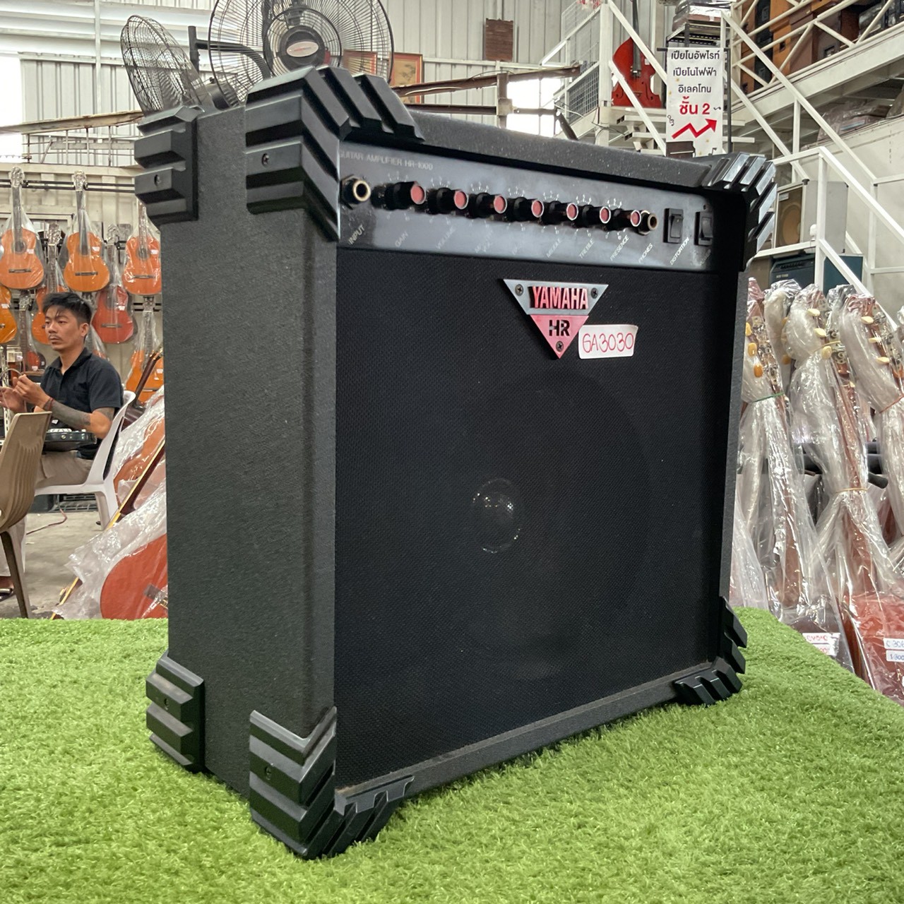 แอมป์กีต้าร์ YAMAHA : HR-1000