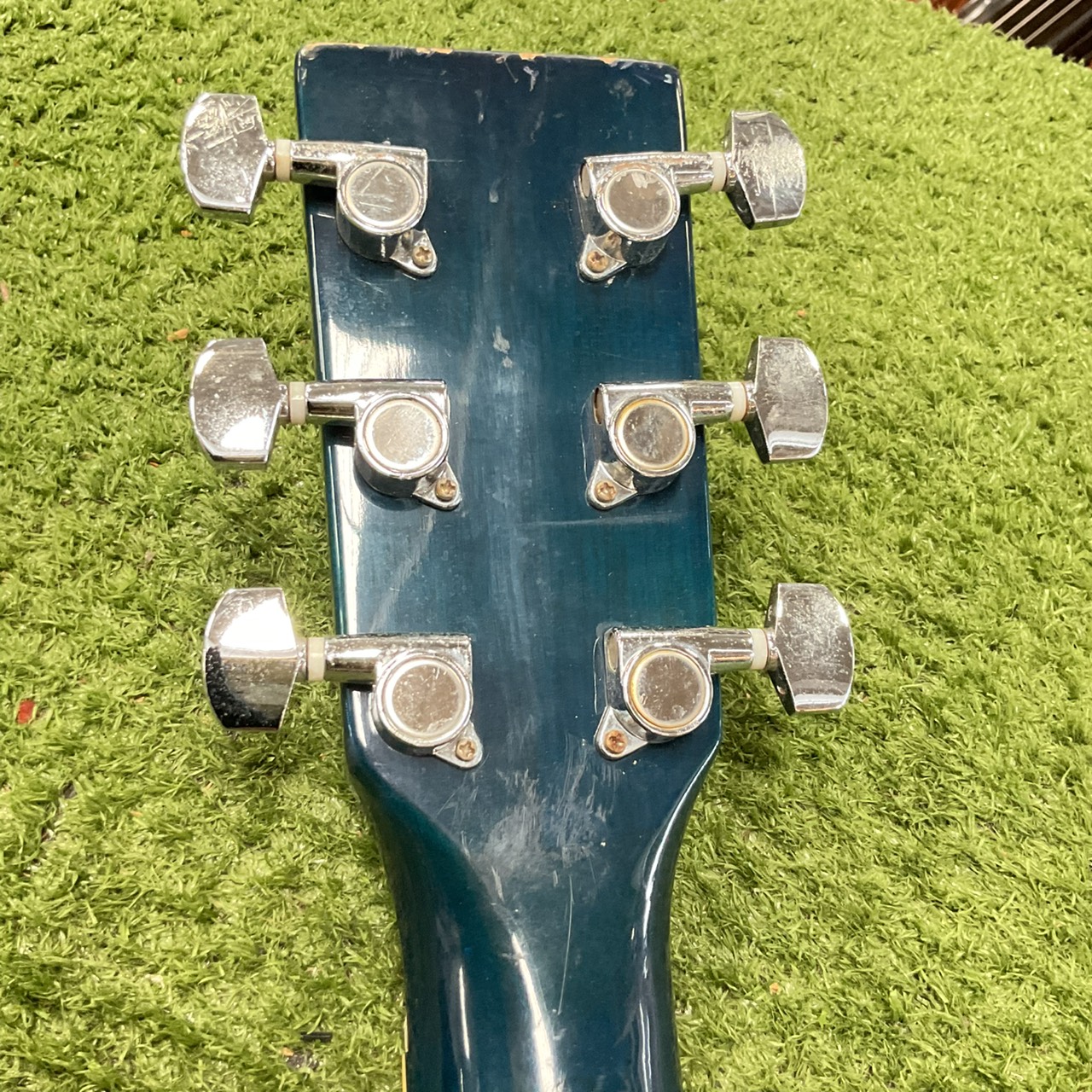 กีต้าร์โปร่ง Barclay