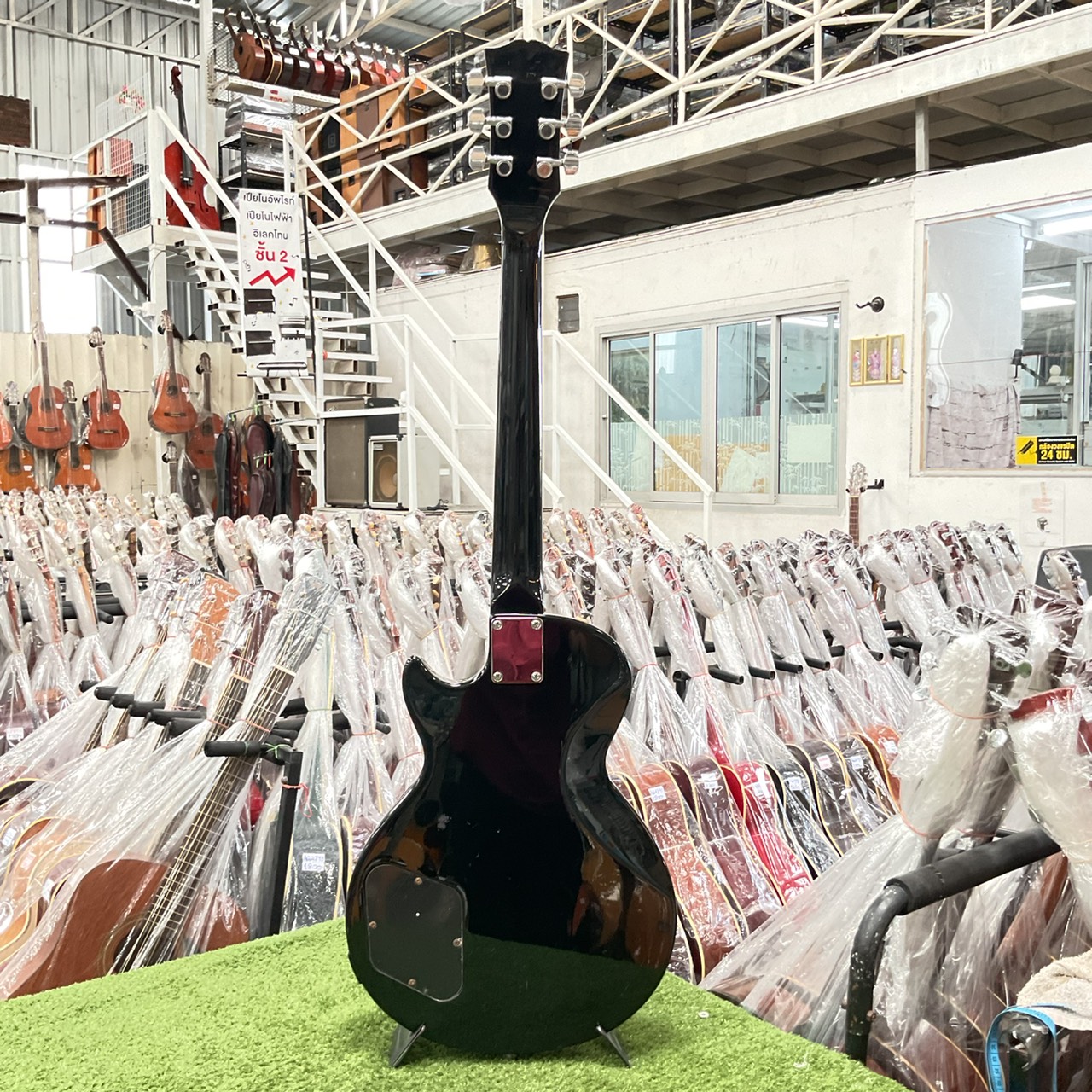 กีต้าร์ไฟฟ้า Grass Roots