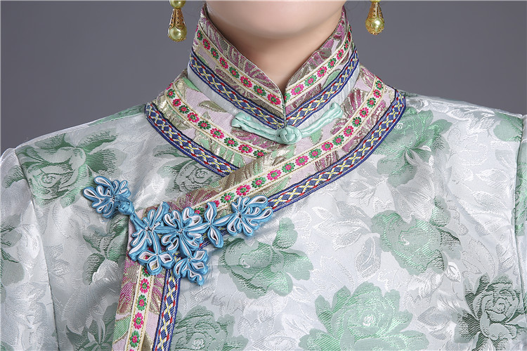 ชุดสตรีสมัยราชวงศ์ชิง/สาธารณรัฐจีน 清朝古装服装民国女装服 Qing Dynasty Women's Costumes/ China Republic Women's Costumes