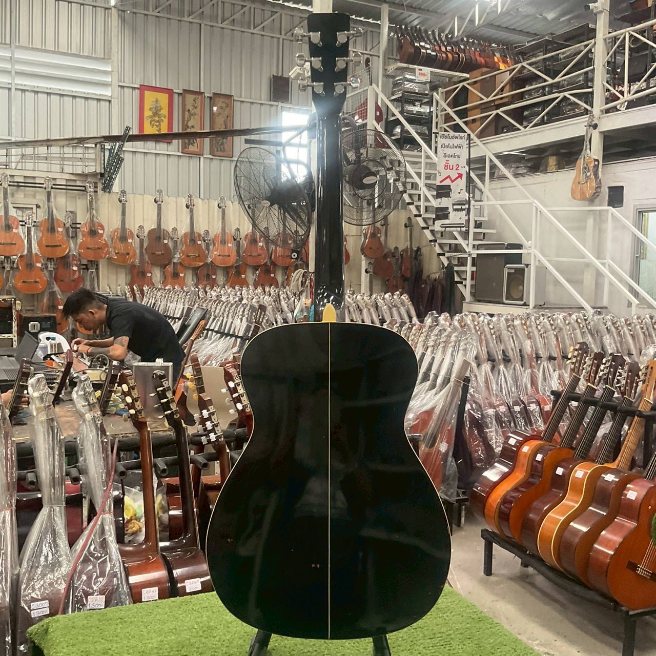 กีต้าร์โปร่ง ARIA : ADF-200BK