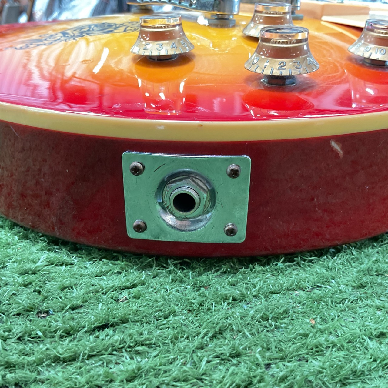 กีต้าร์ไฟฟ้า PhotoGenic