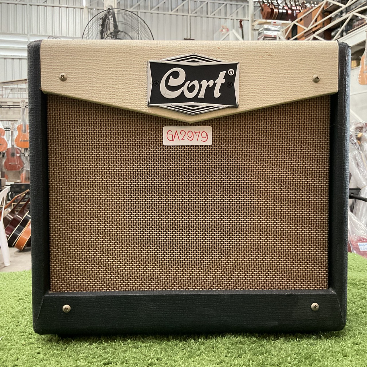 แอมป์กีต้าร์ Cort : CM15G