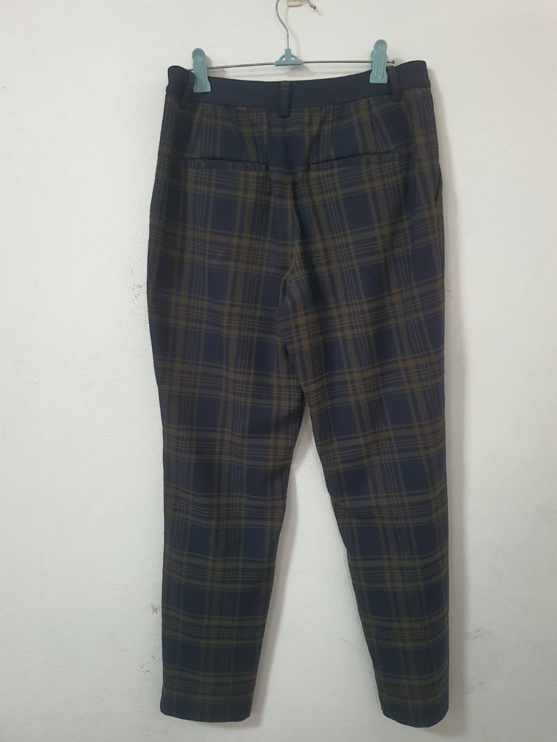 FF06479 กางเกงผ้า มือสอง ลายสก็อตเขียวดำ UNIQLO เอว 26-28 นิ้ว