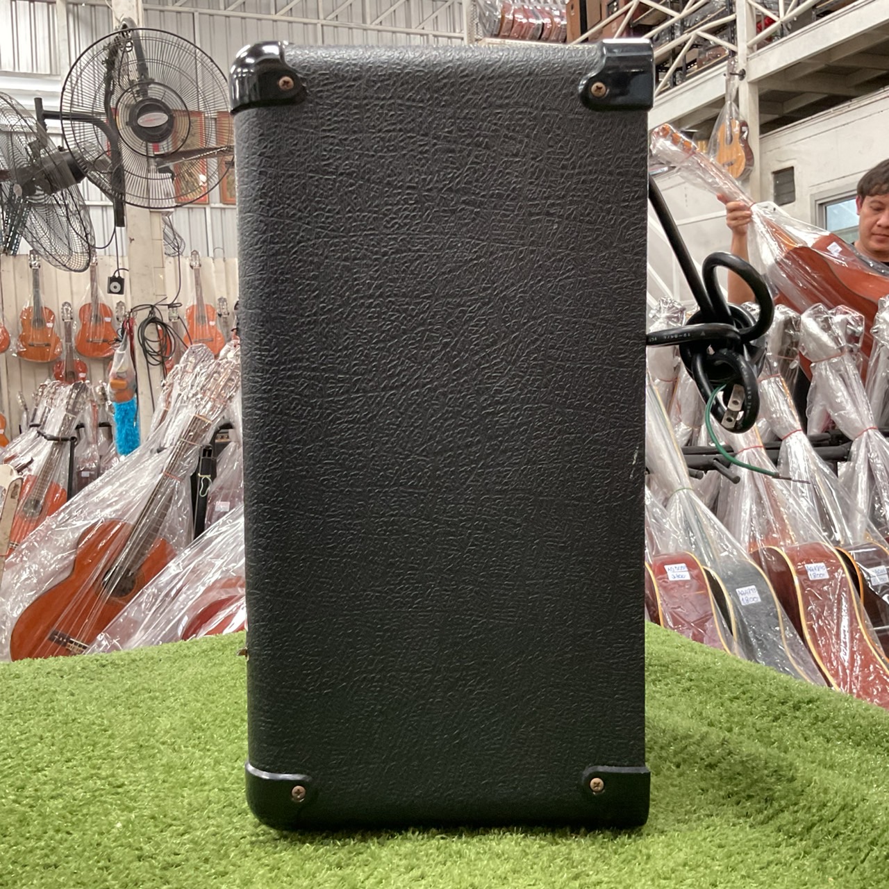 แอมป์เบส Marshall : B25MK.II