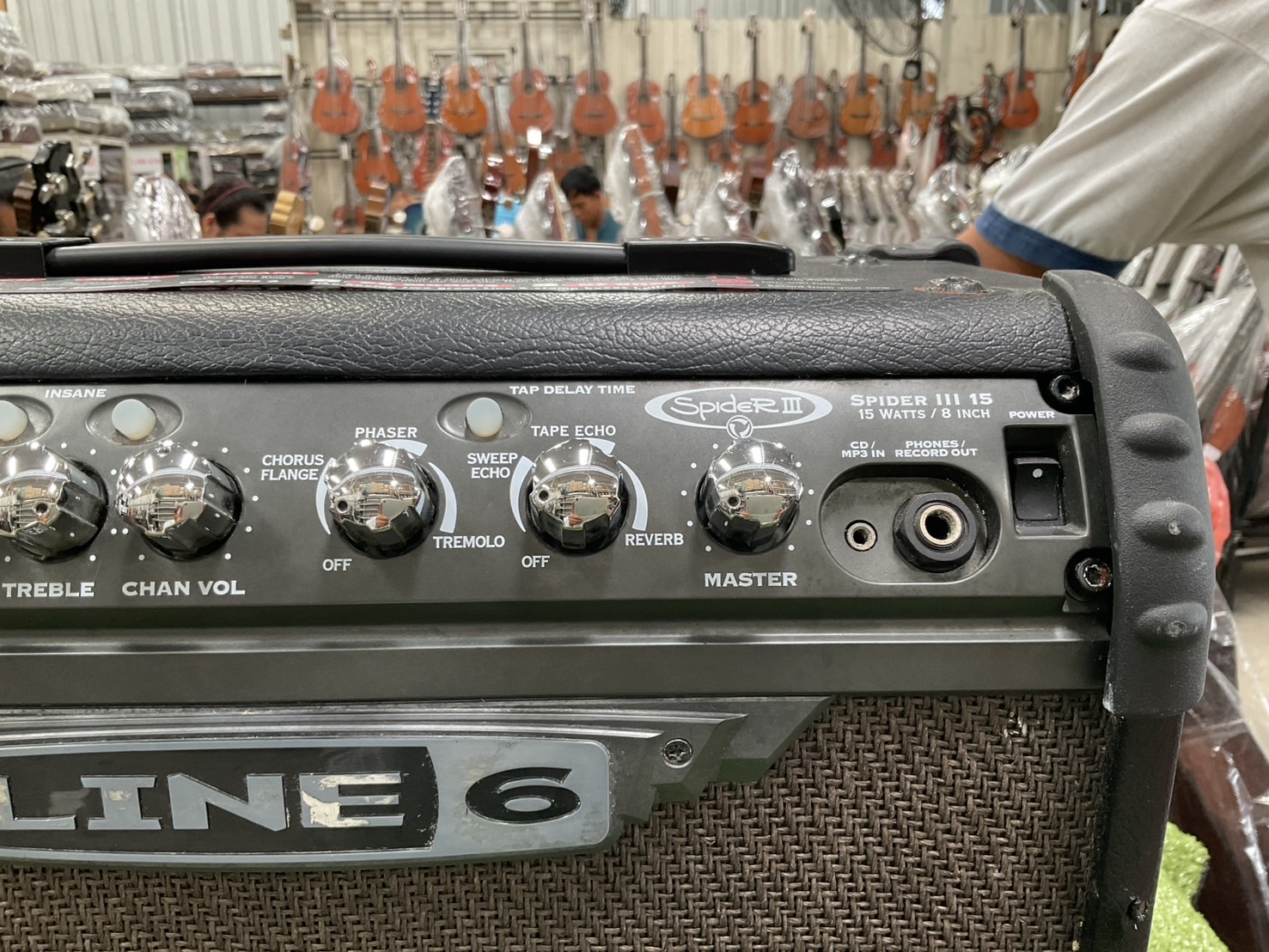 แอมป์กีต้าร์ LINE 6 : SPIDER III 15