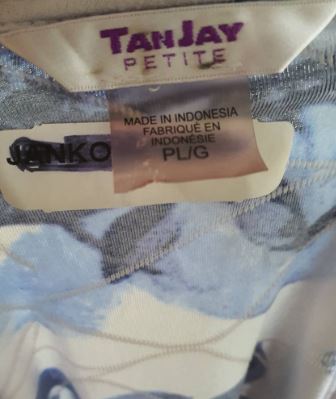 FF04096 เสื้อผ้ามือสอง สีฟ้าลายขาว แบรนด์ TANJAY อก 44-48 นิ้ว