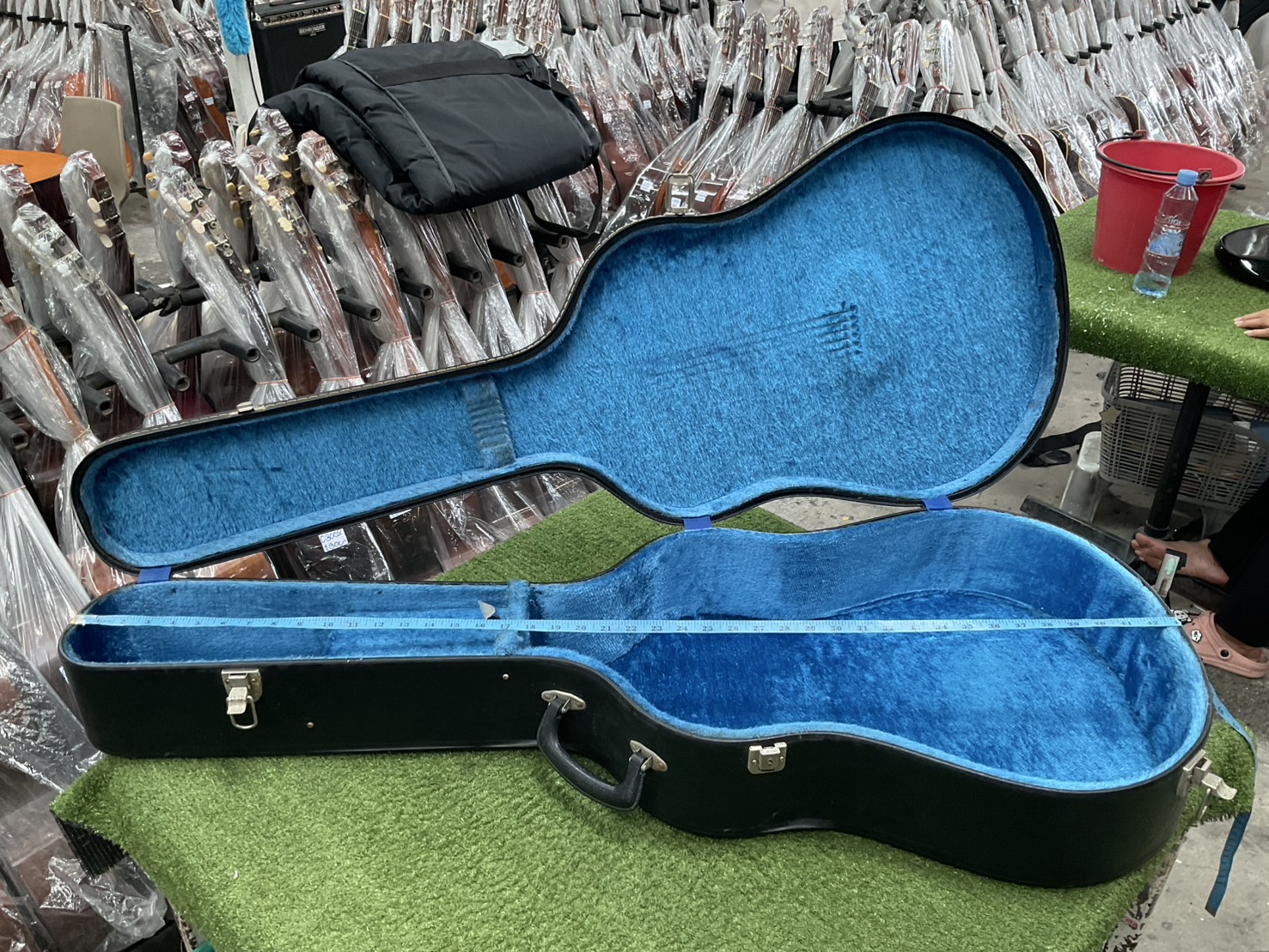 กล่องเคสกีต้าร์โปร่ง