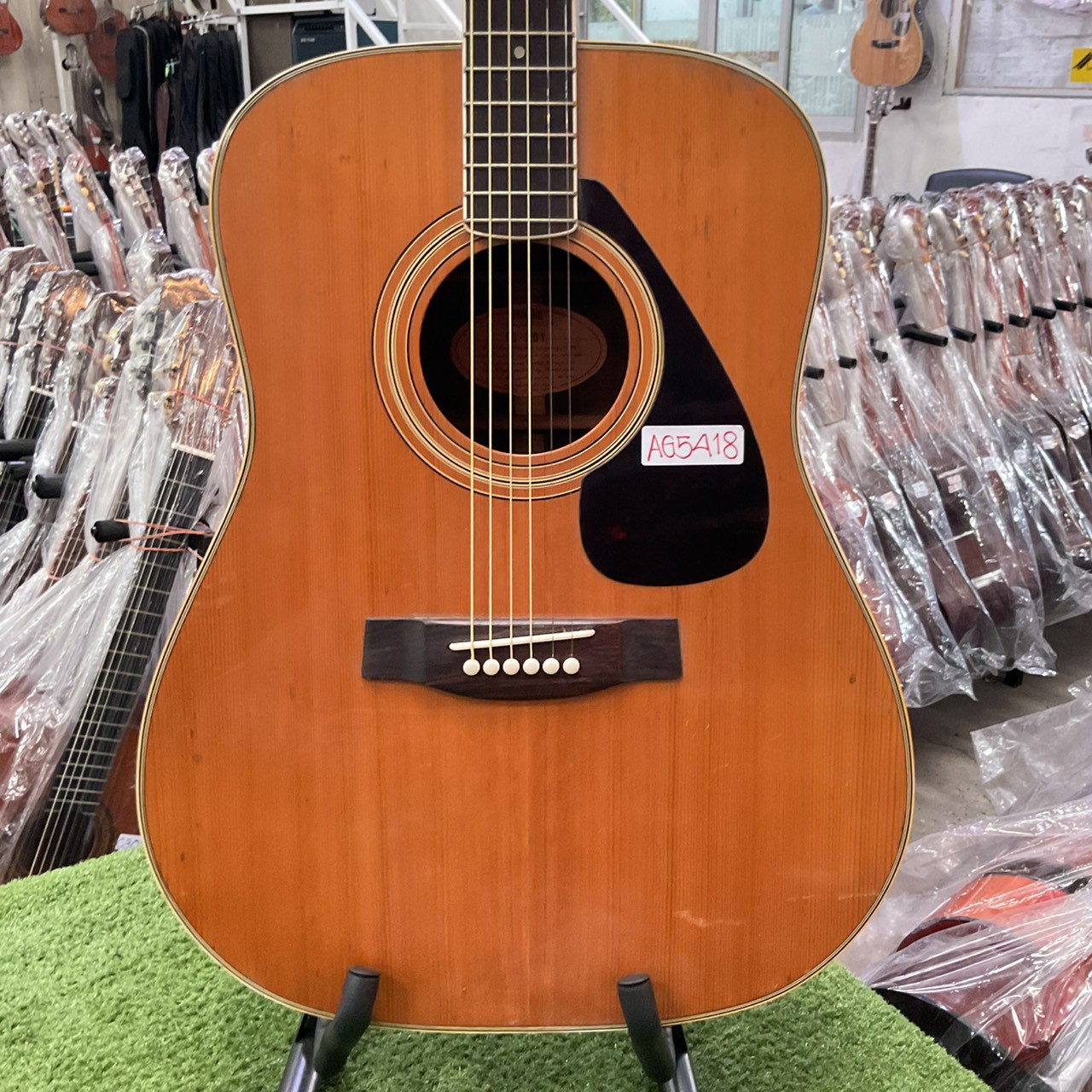 กีต้าร์โปร่ง YAMAHA : FG-201