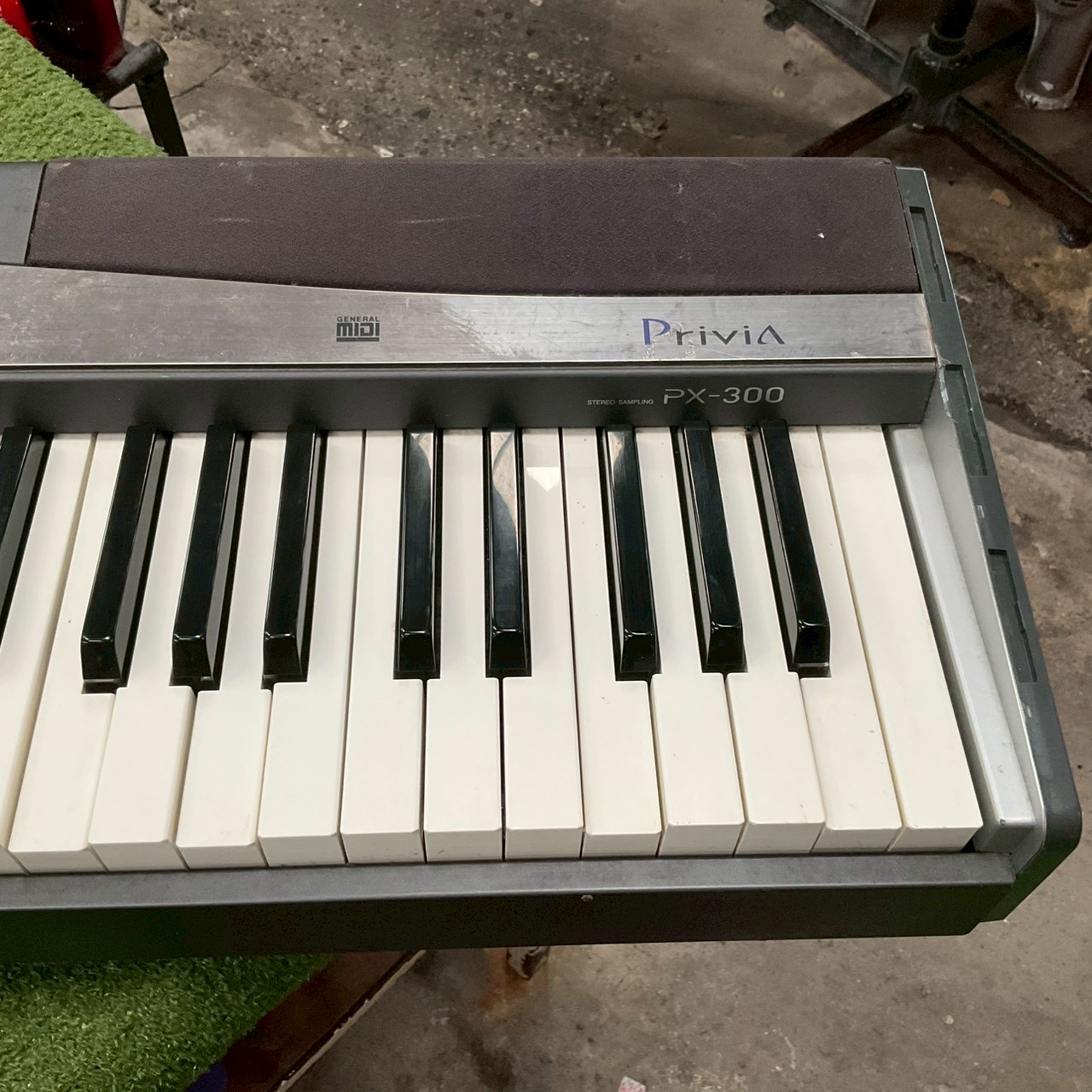 เปียโน CASIO : PX-300 สินค้าไม่พร้อมใช้งาน (ต้องซ่อม)