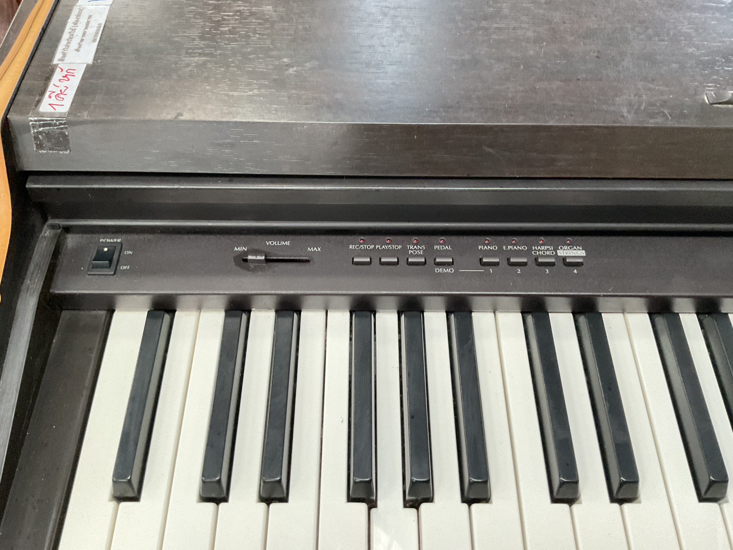 เปียโน COLUMBIA : EP-200T สินค้าไม่พร้อมใช้งาน (ต้องซ่อม)