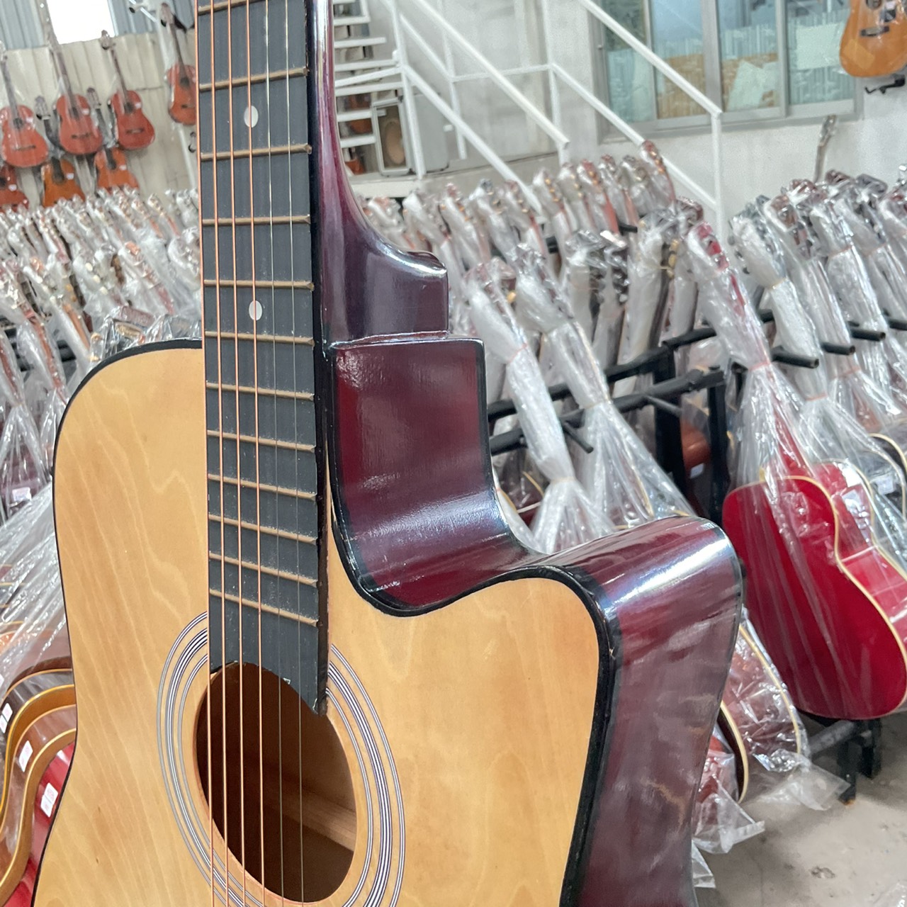 กีต้าร์โปร่ง Chelldee : 38C