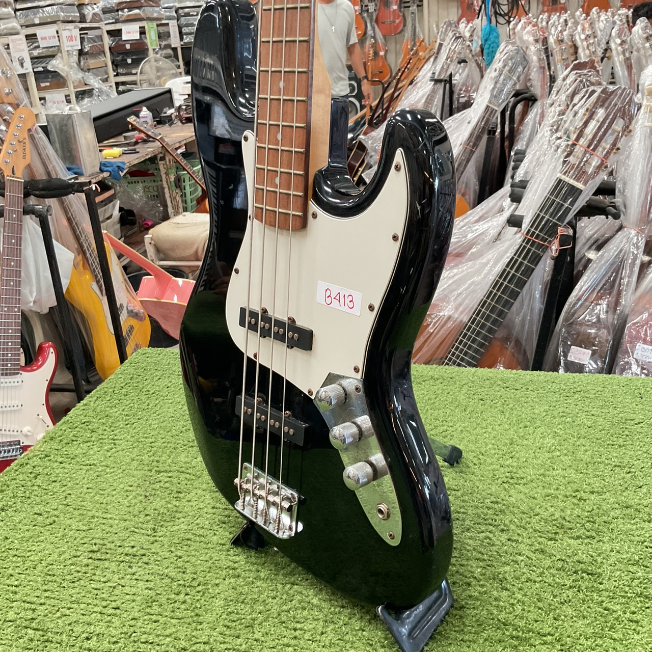 กีต้าร์เบส PhotoGenic