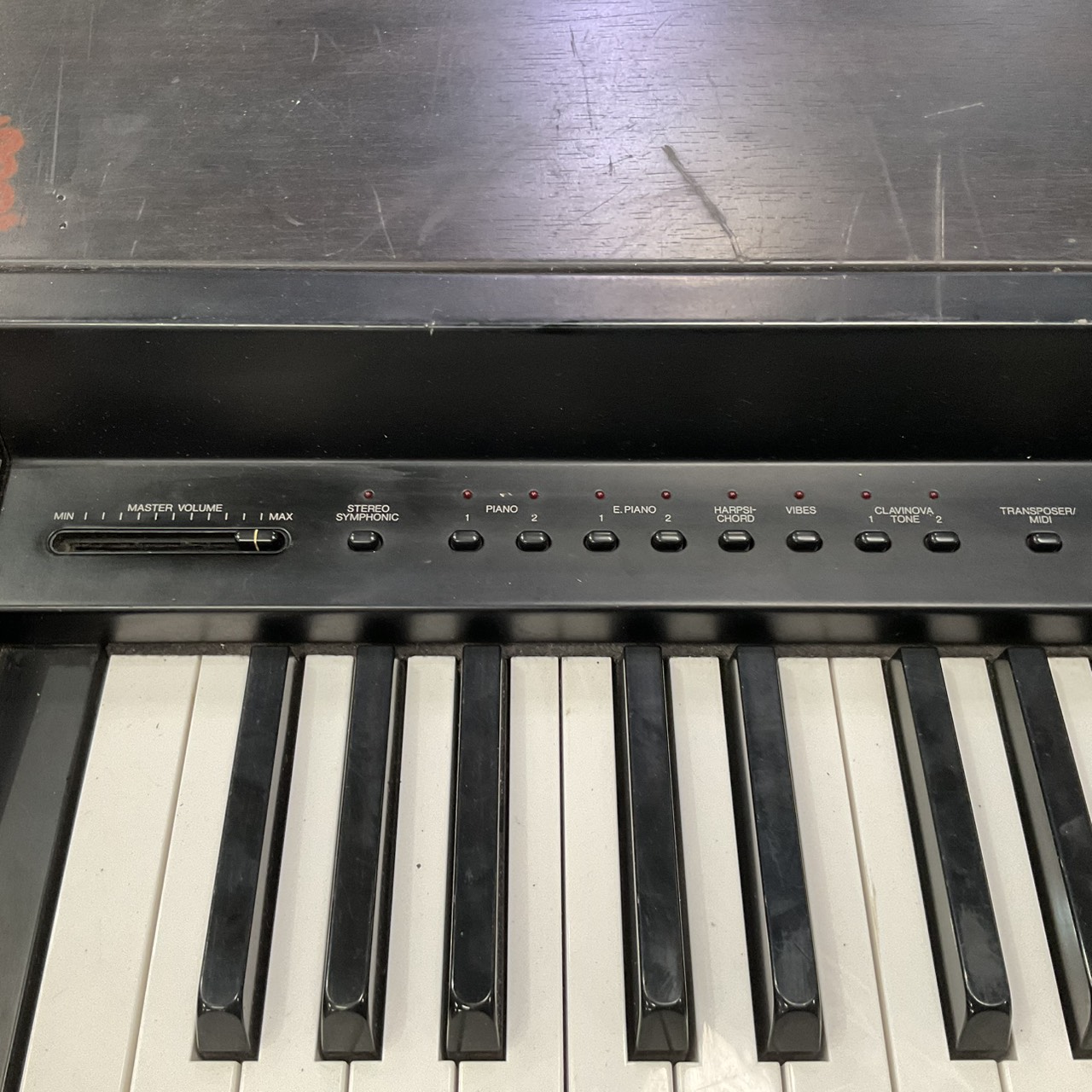 เปียโน YAMAHA : CLP-100 สินค้าไม่พร้อมใช้งาน (ต้องซ่อม)