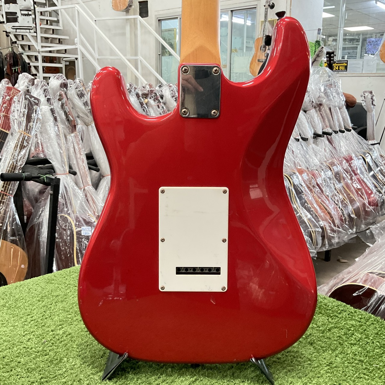 กีต้าร์ไฟฟ้า BUSKER'S