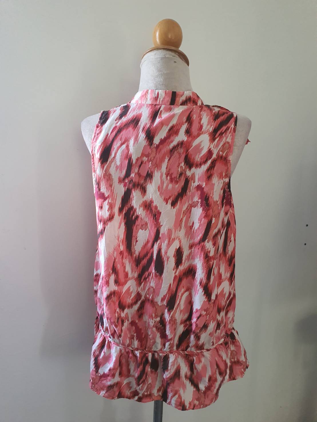 FF06474 เสื้อผ้ามือสอง แขนกุด ann taylor loft อก 38 นิ้ว