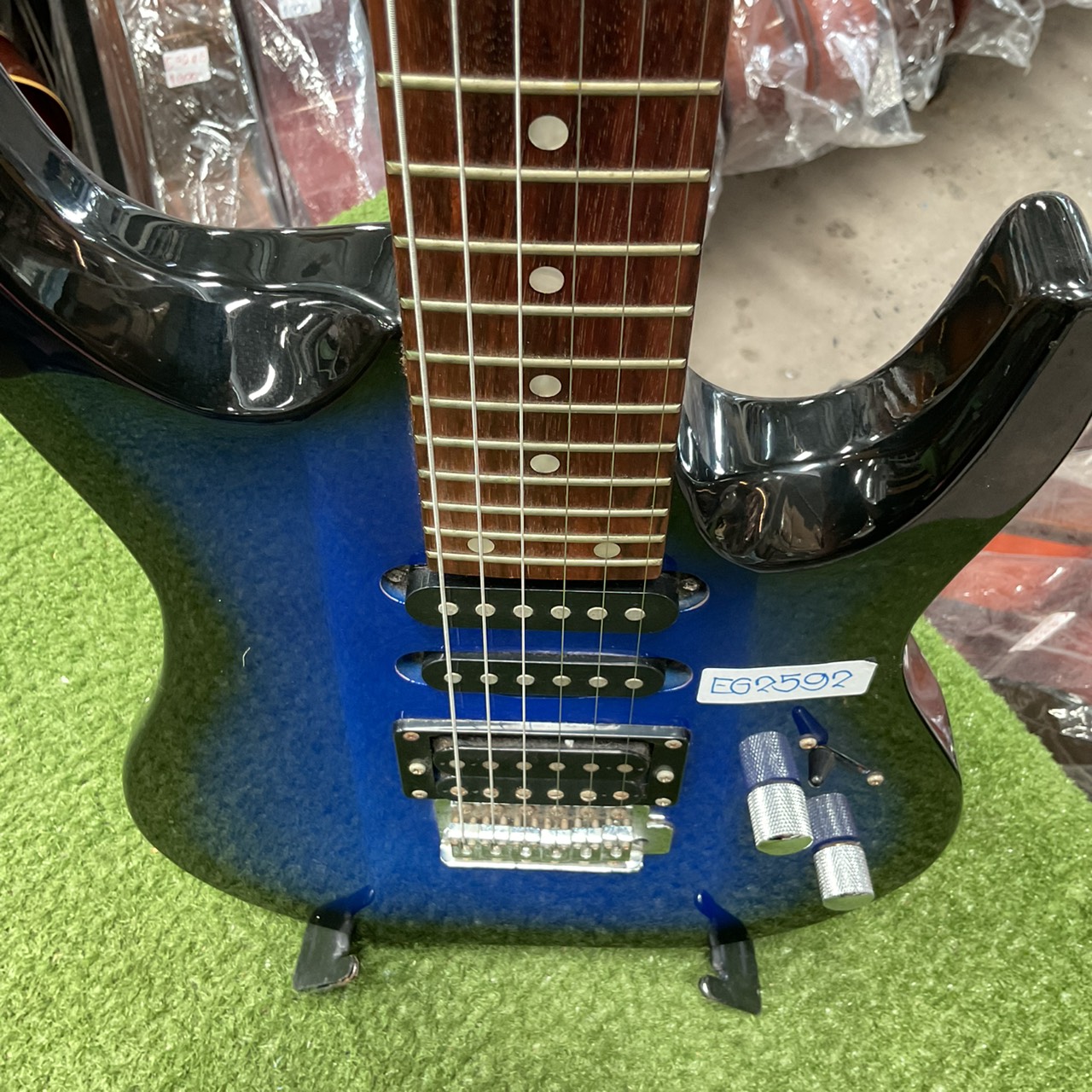 กีต้าร์ไฟฟ้า Aria Pro II : MA