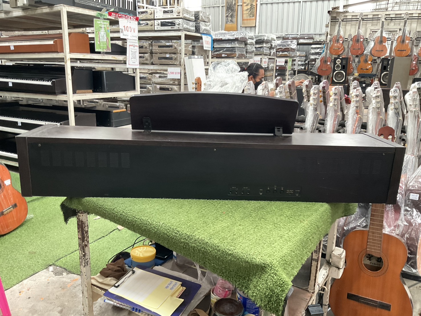 เปียโน YAMAHA : CLP-820 สินค้าไม่พร้อมใช้งาน (ต้องซ่อม)