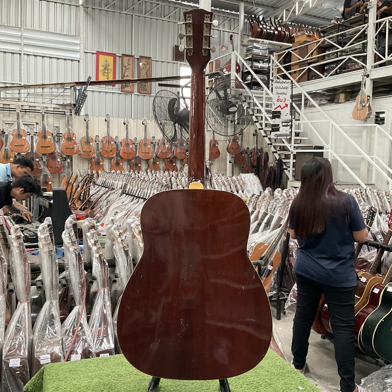 กีต้าร์โปร่ง Emperador : Metoro / F150